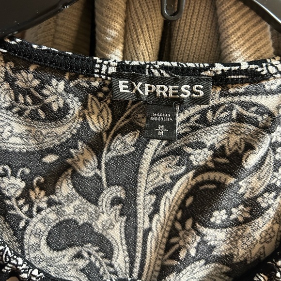 3 Express Tops bundle - Picture 7 of 12